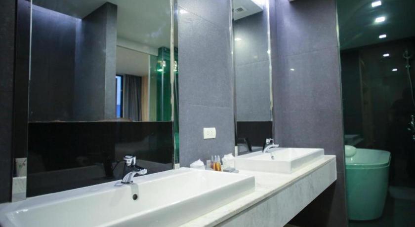 Holiday Poipet Bagian luar foto
